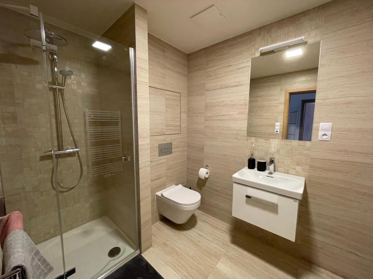 Apartman Hm Horni Marsov Luaran gambar
